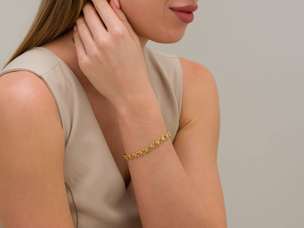 Gold Chain Bracelet for Women, 18K Gold Filled Bracelet, Gold Stacking Bracelet