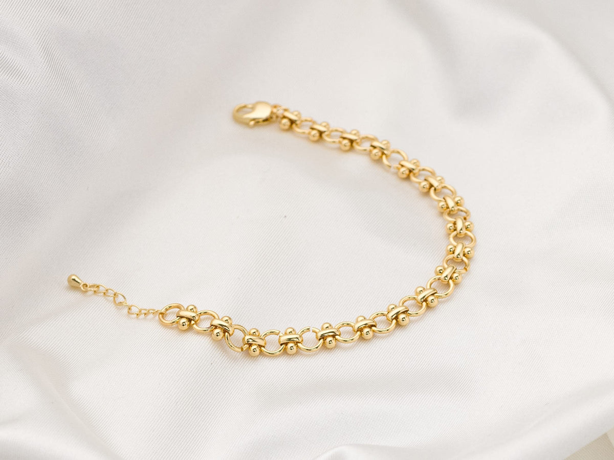 Gold Chain Bracelet for Women, 18K Gold Filled Bracelet, Gold Stacking Bracelet